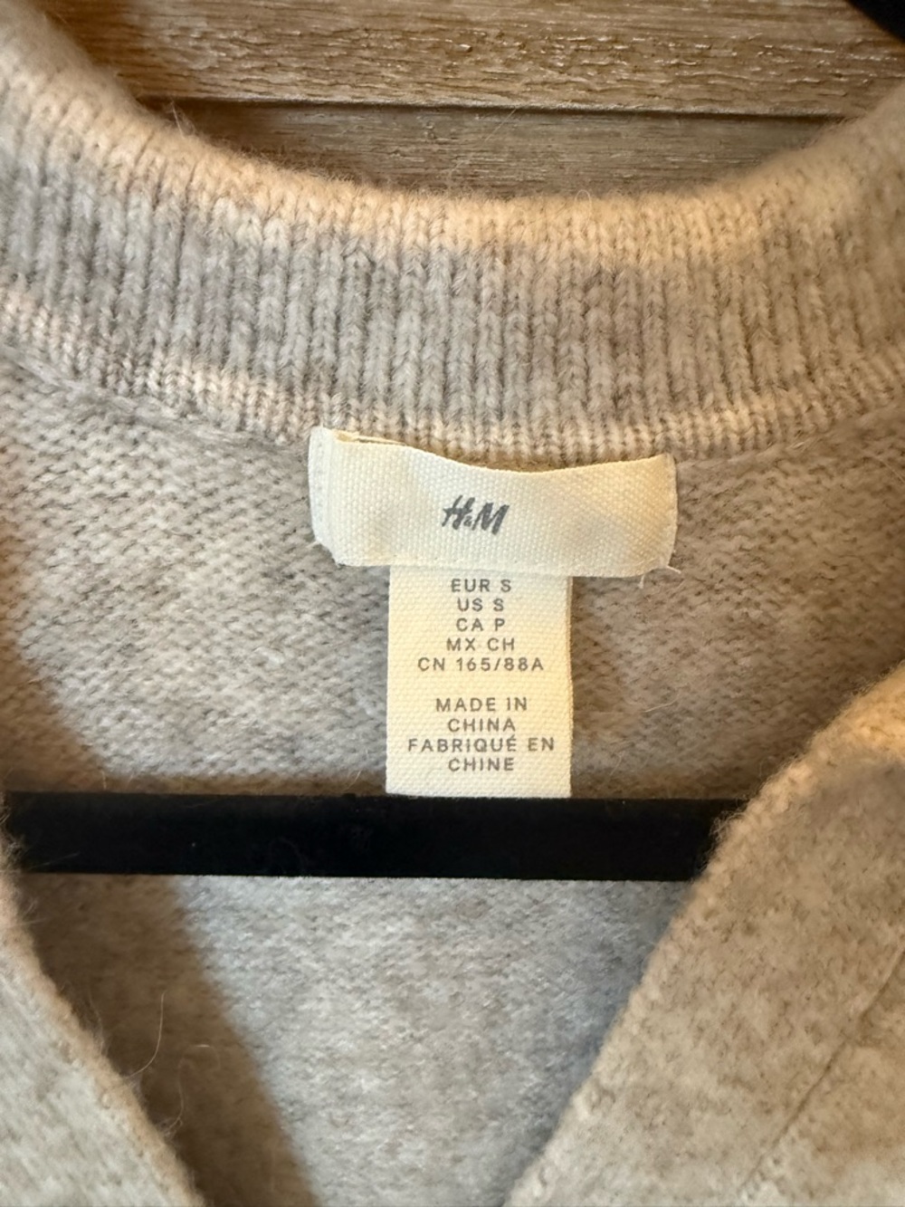 H&M Sweater - Picture 2 of 3